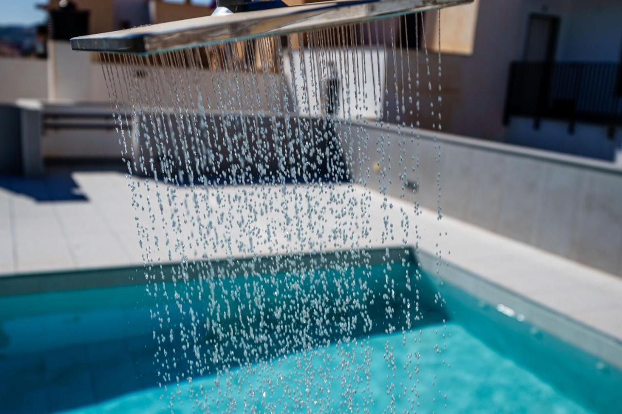 City Centre Pool & Parking Malaga Exterior photo